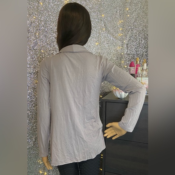 ‼️CLEARANCE Item‼️| Grey Long Sleeve Layered Drape Cardigan - Picture 5 of 8